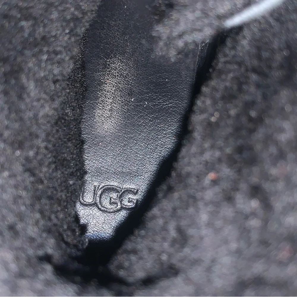 Ugg Beven Black Suede Fur Sheerling Lined high top Sneakers Women’s  8 lace up - Picture 16 of 16